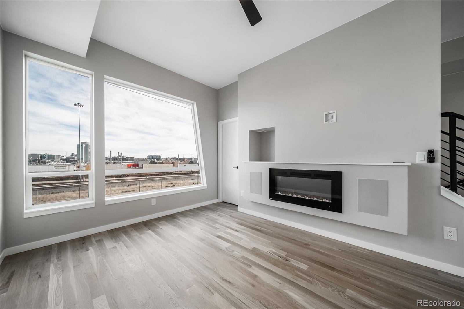 MLS Image #4 for 3939  inca street,denver, Colorado