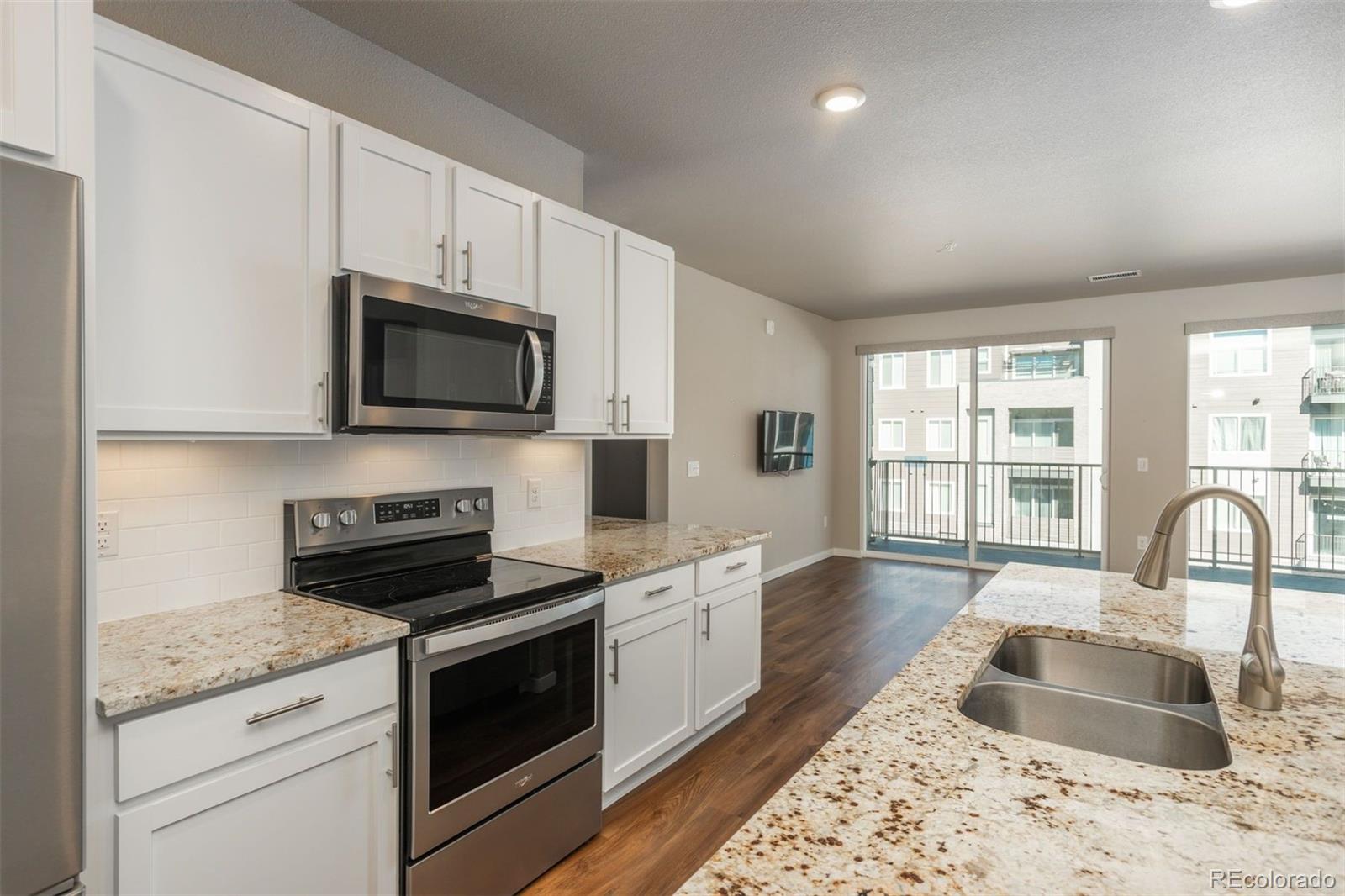 MLS Image #1 for 460 e fremont place 309,centennial, Colorado