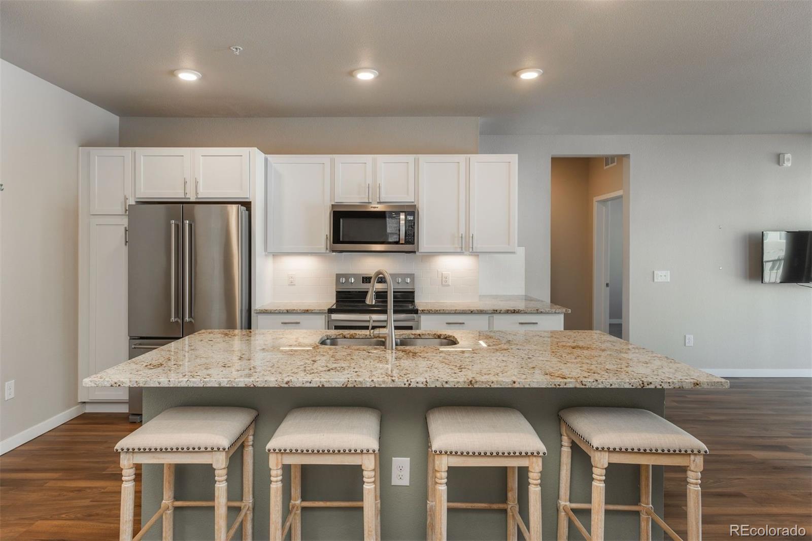 MLS Image #2 for 460 e fremont place 309,centennial, Colorado