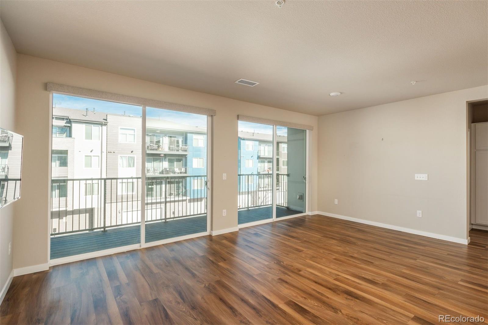 MLS Image #9 for 460 e fremont place 309,centennial, Colorado