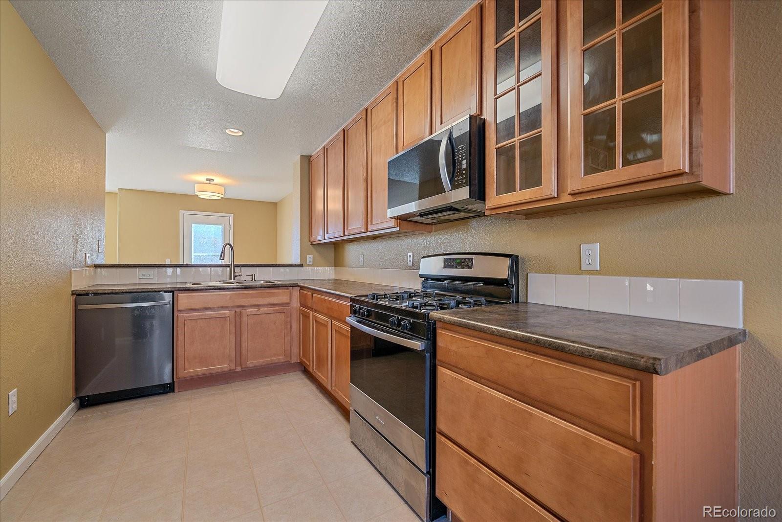 MLS Image #3 for 21942 e jamison place,aurora, Colorado