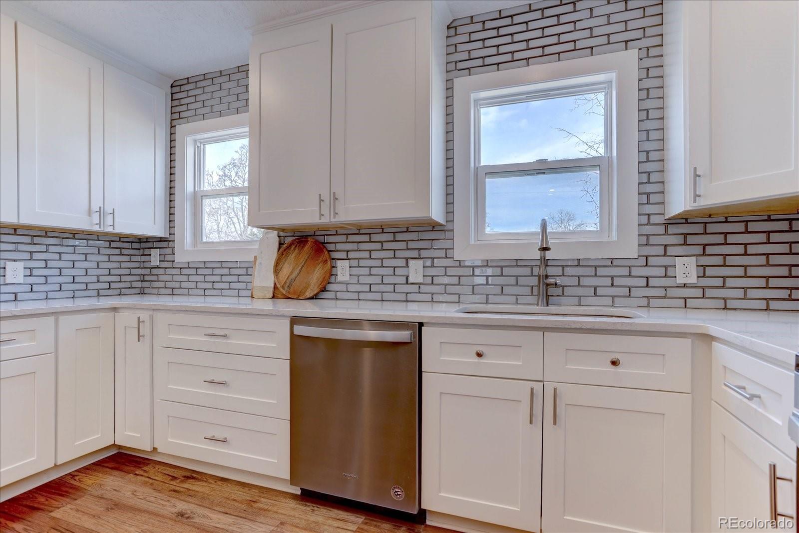 MLS Image #12 for 2741 s sherman street,englewood, Colorado