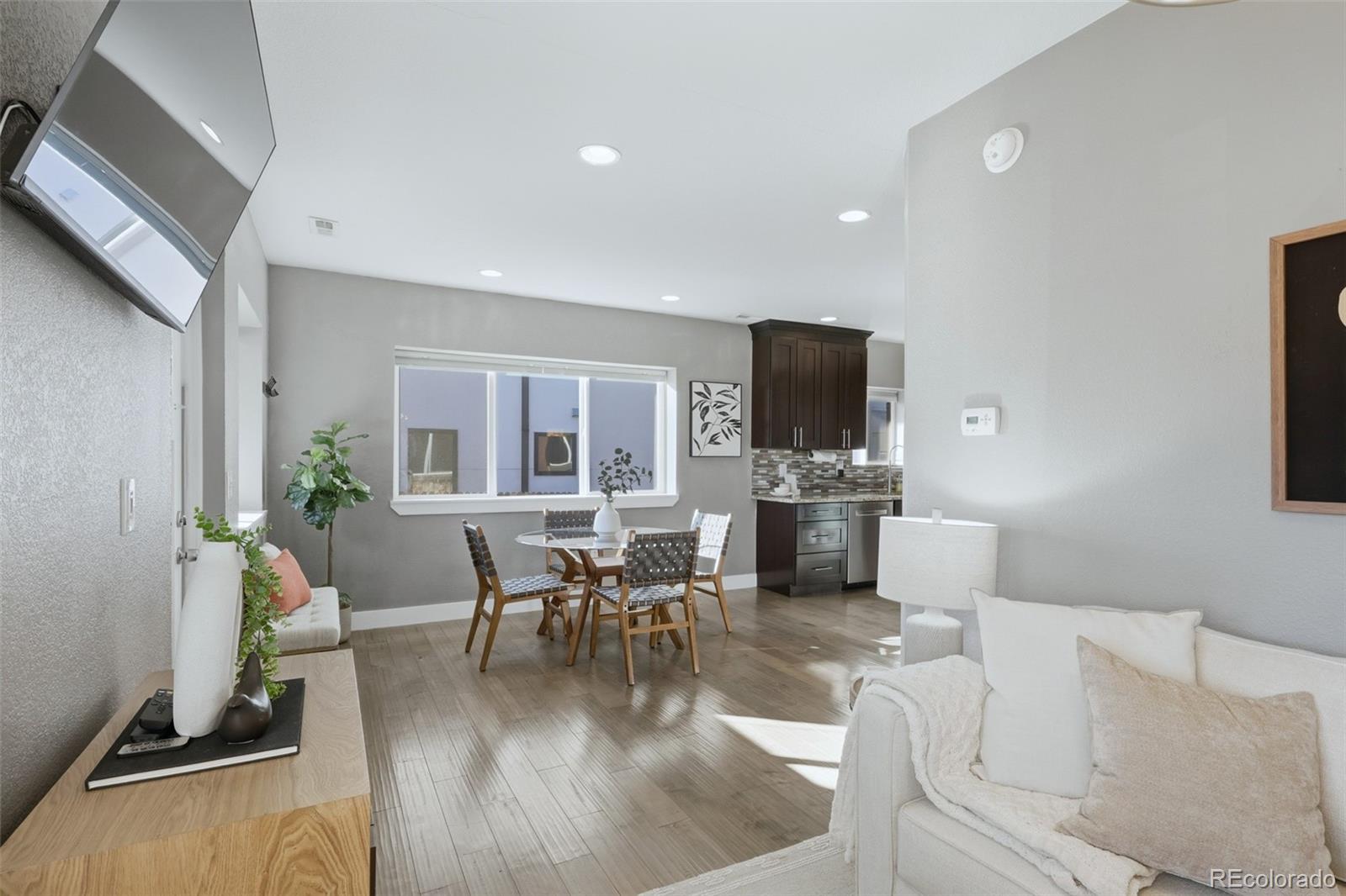 MLS Image #5 for 2737 n elizabeth street,denver, Colorado