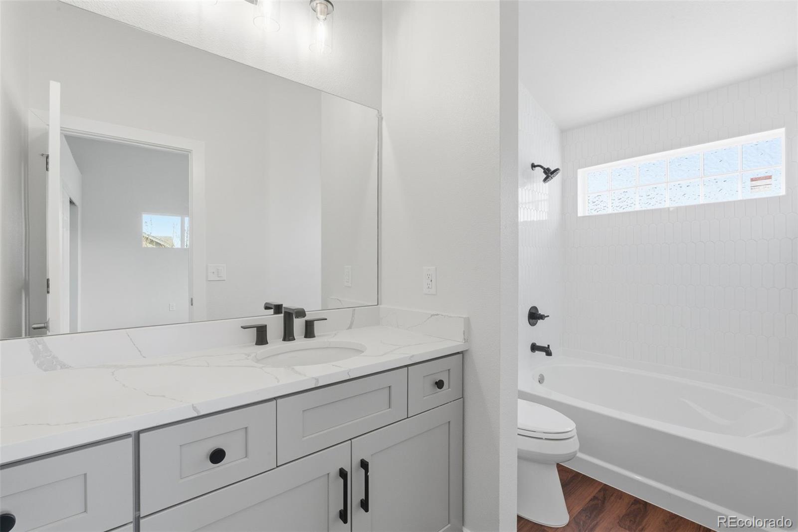 MLS Image #11 for 3258 s zeno court j,aurora, Colorado