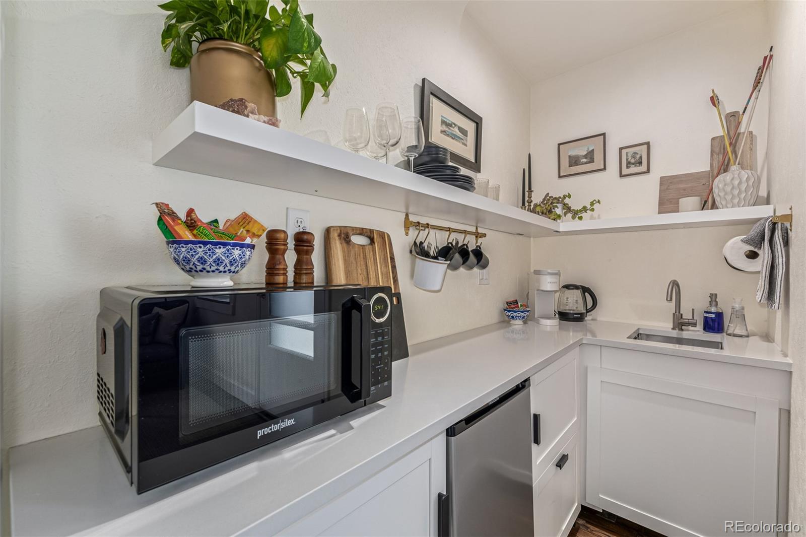 MLS Image #22 for 1227  elm street,denver, Colorado