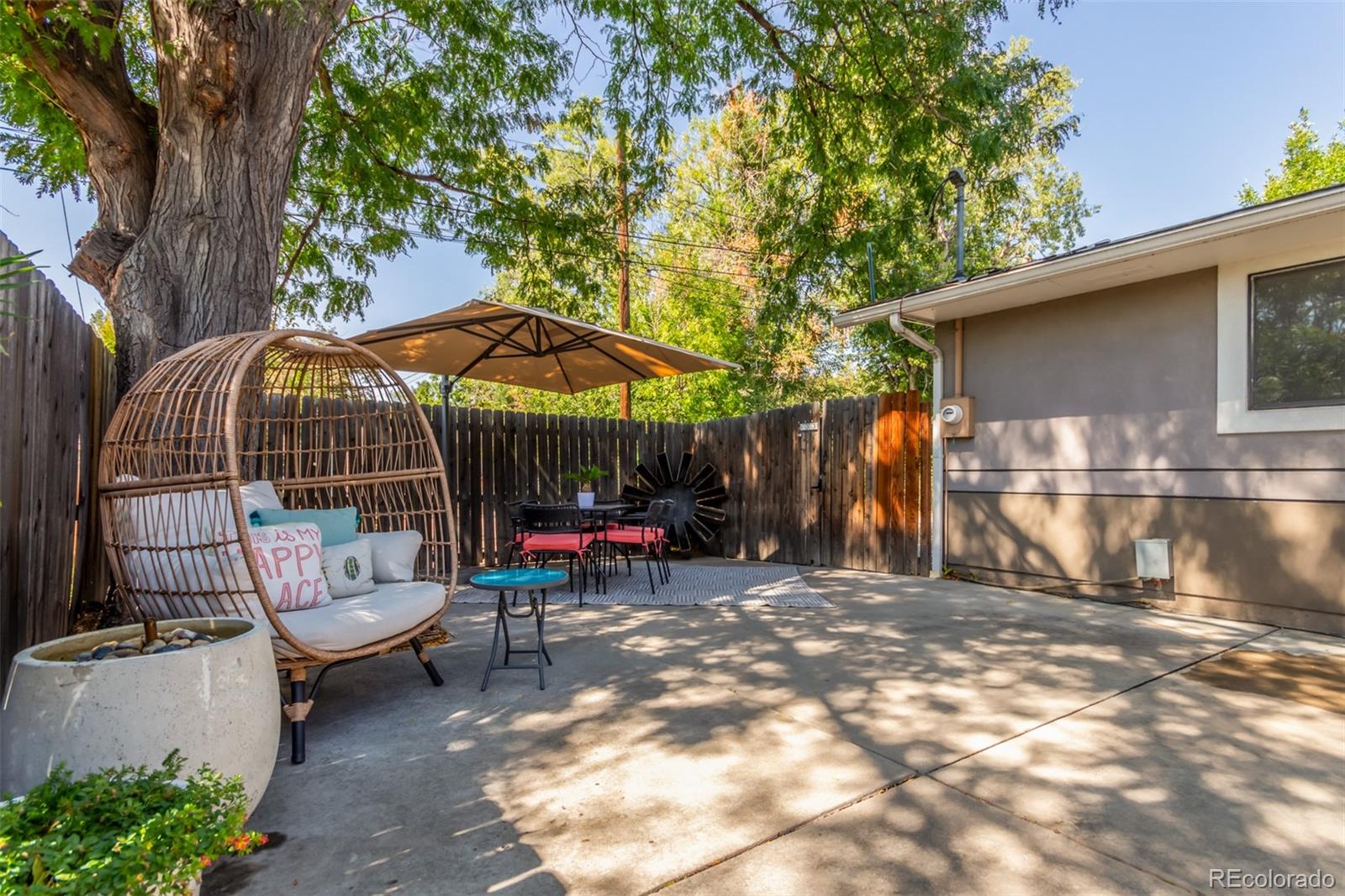 MLS Image #37 for 1227  elm street,denver, Colorado