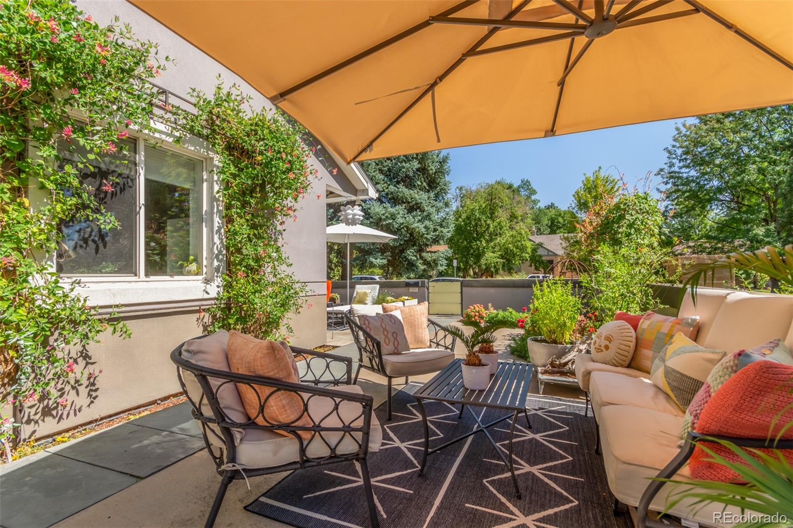 MLS Image #39 for 1227  elm street,denver, Colorado