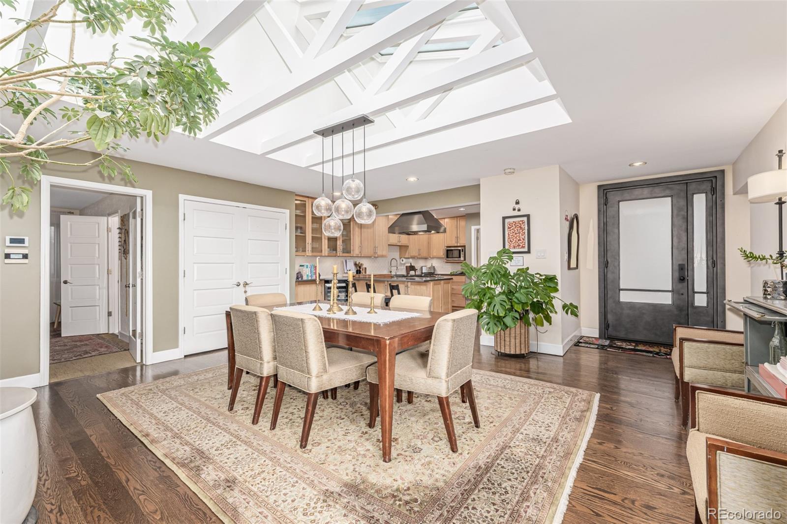 MLS Image #8 for 1227  elm street,denver, Colorado