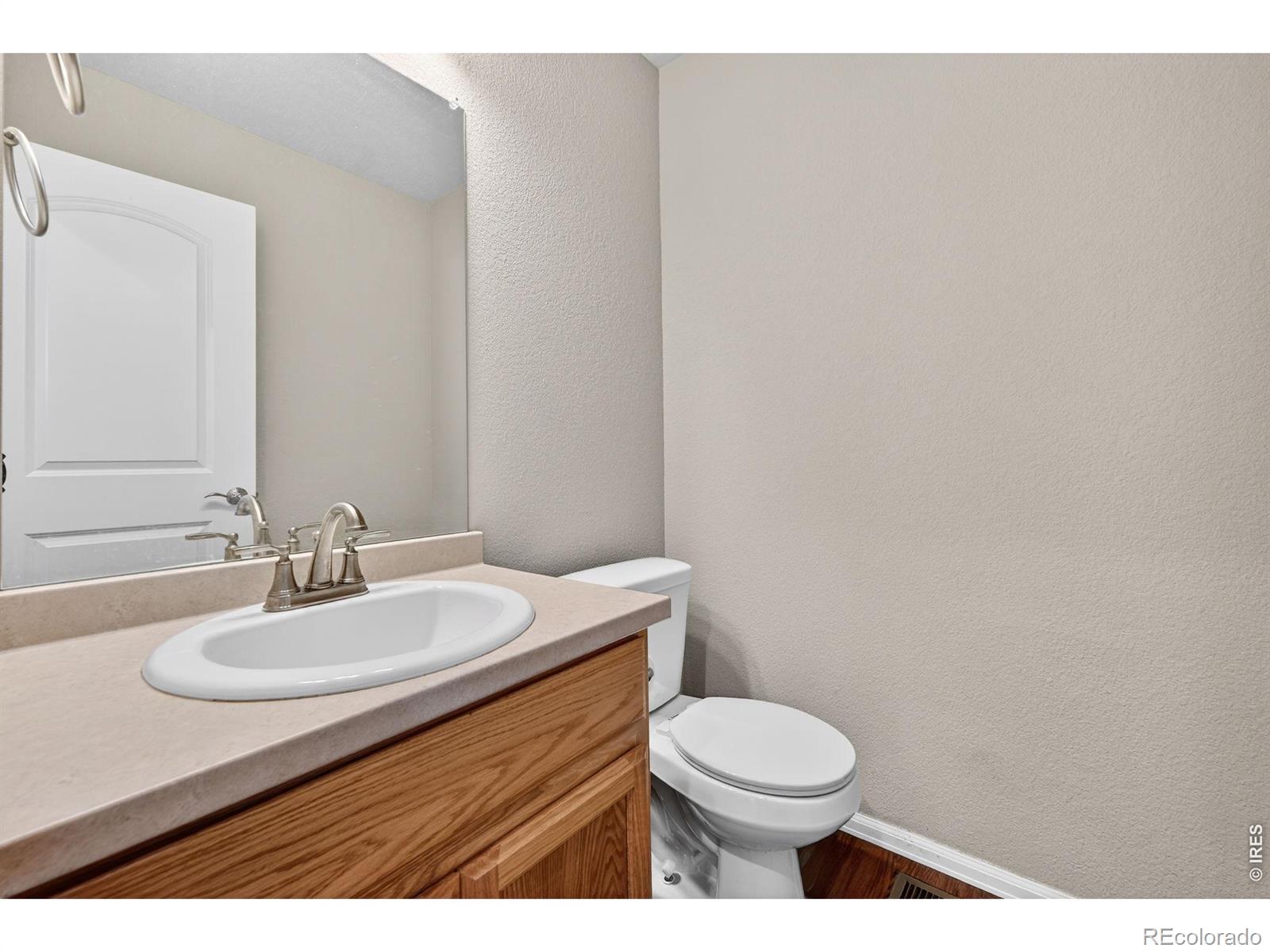 MLS Image #9 for 1616  104th ave pl,greeley, Colorado