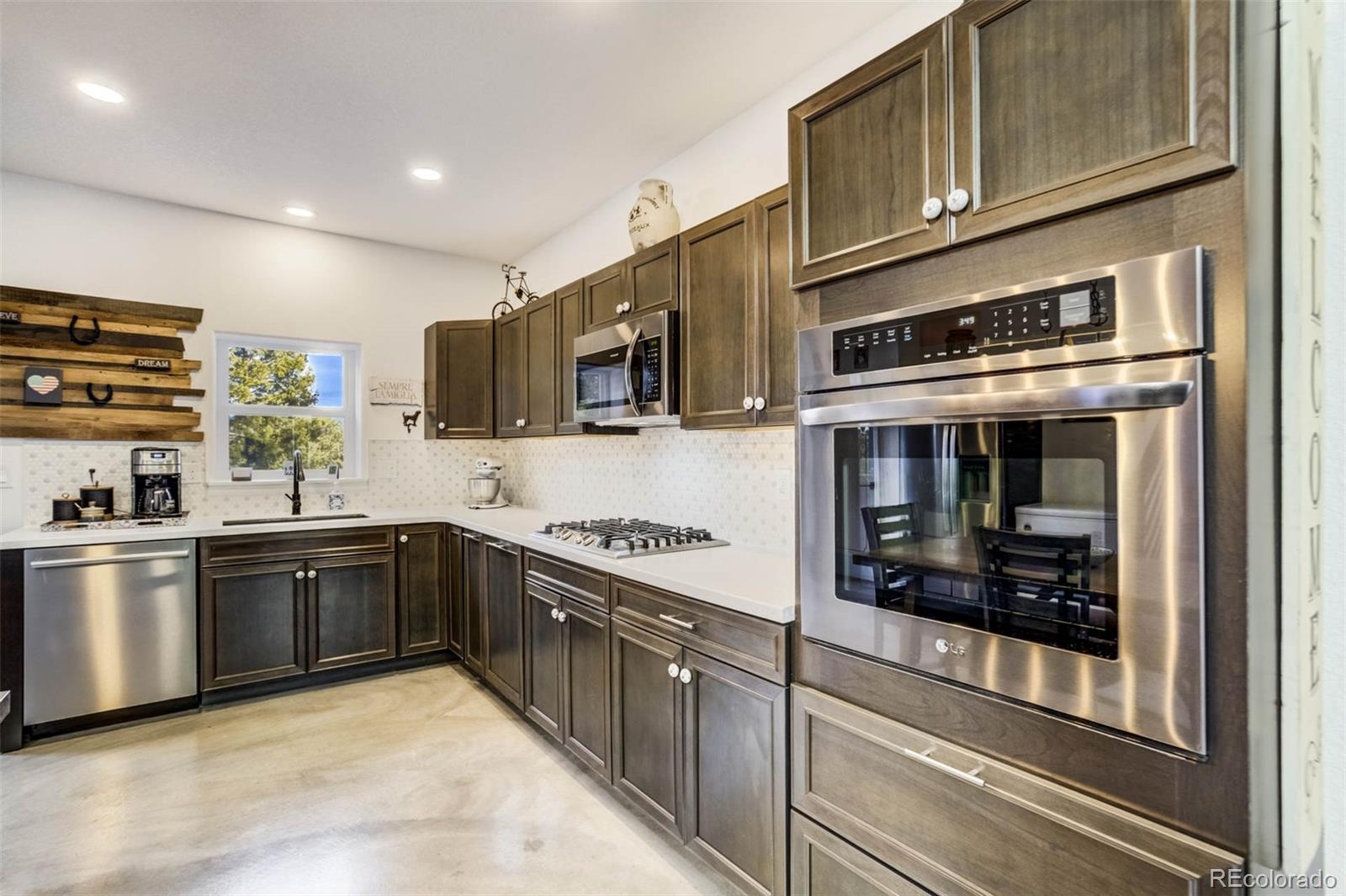 MLS Image #7 for 126  rainier drive,florissant, Colorado