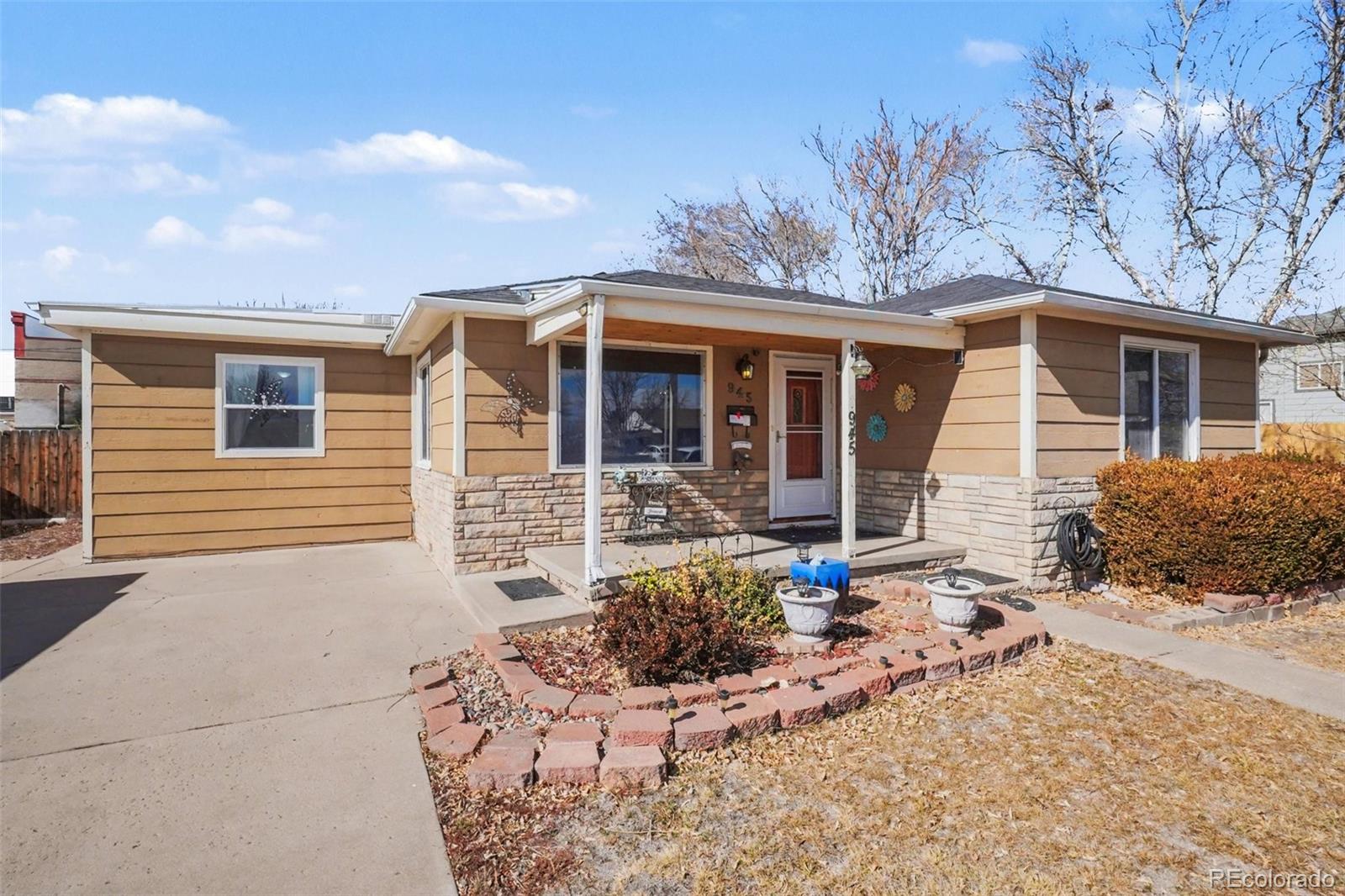 MLS Image #2 for 945 s eliot street,denver, Colorado