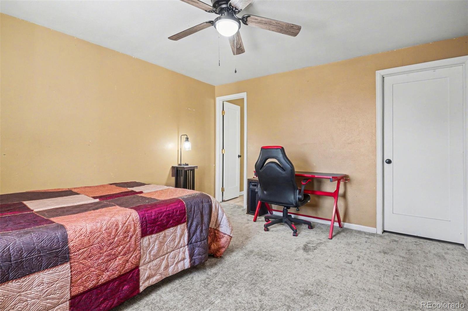MLS Image #8 for 945 s eliot street,denver, Colorado
