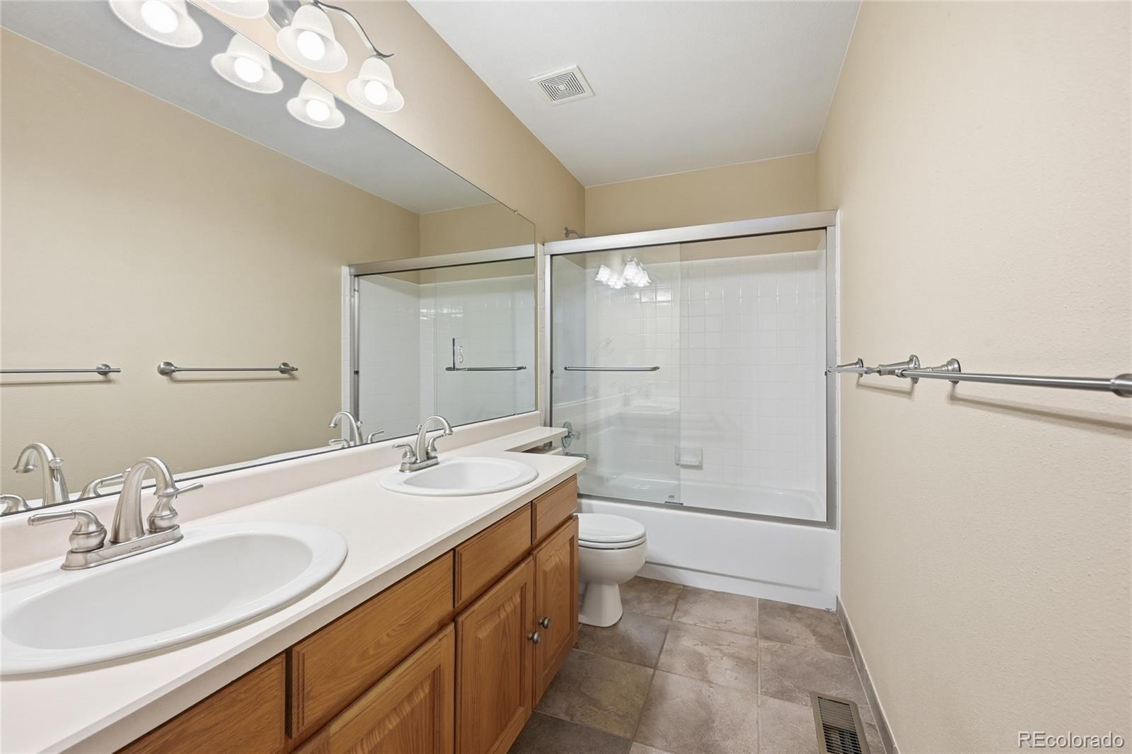 MLS Image #25 for 5886 s ensenada street,aurora, Colorado