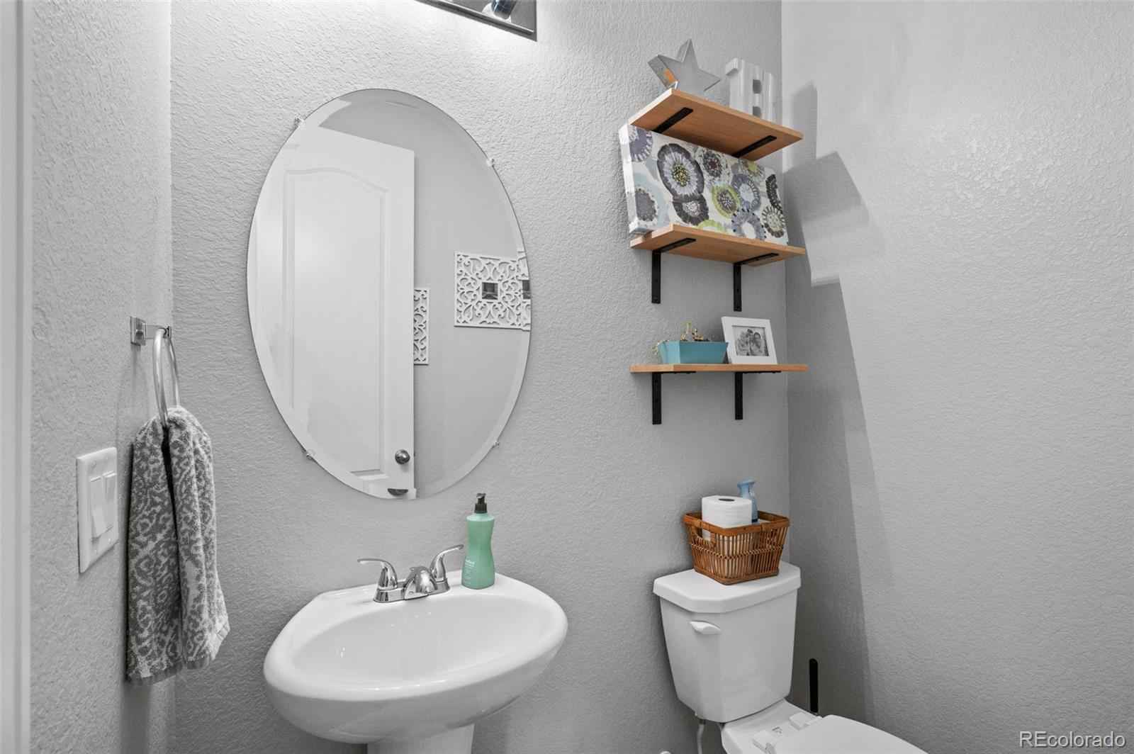 MLS Image #19 for 5967 s langdale court,aurora, Colorado