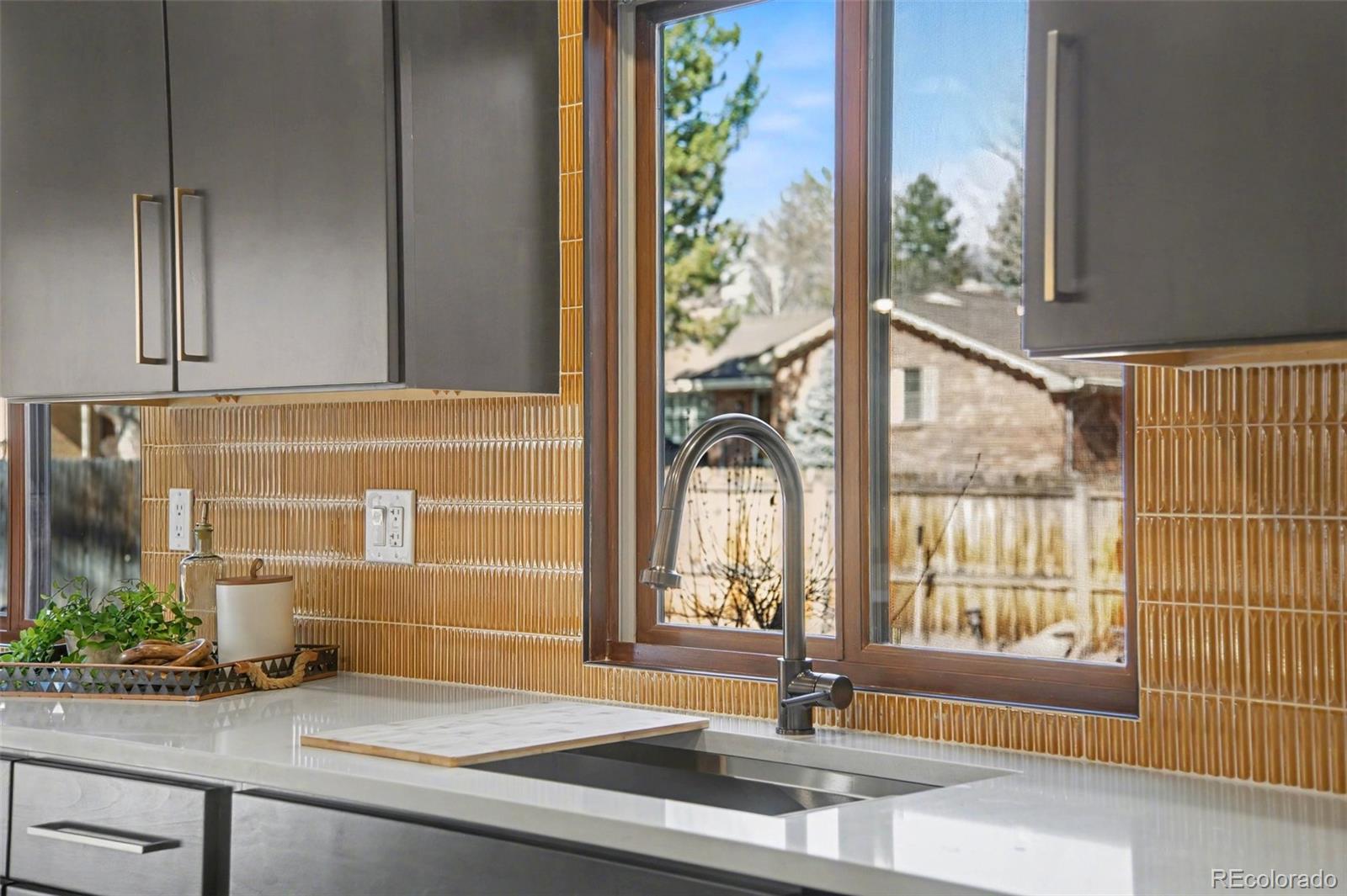 MLS Image #7 for 7857 s pierce way,littleton, Colorado