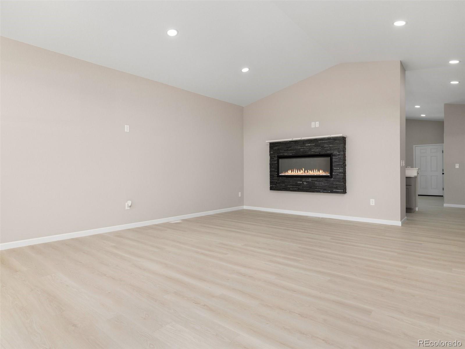 MLS Image #2 for 981 e waverly drive,pueblo, Colorado
