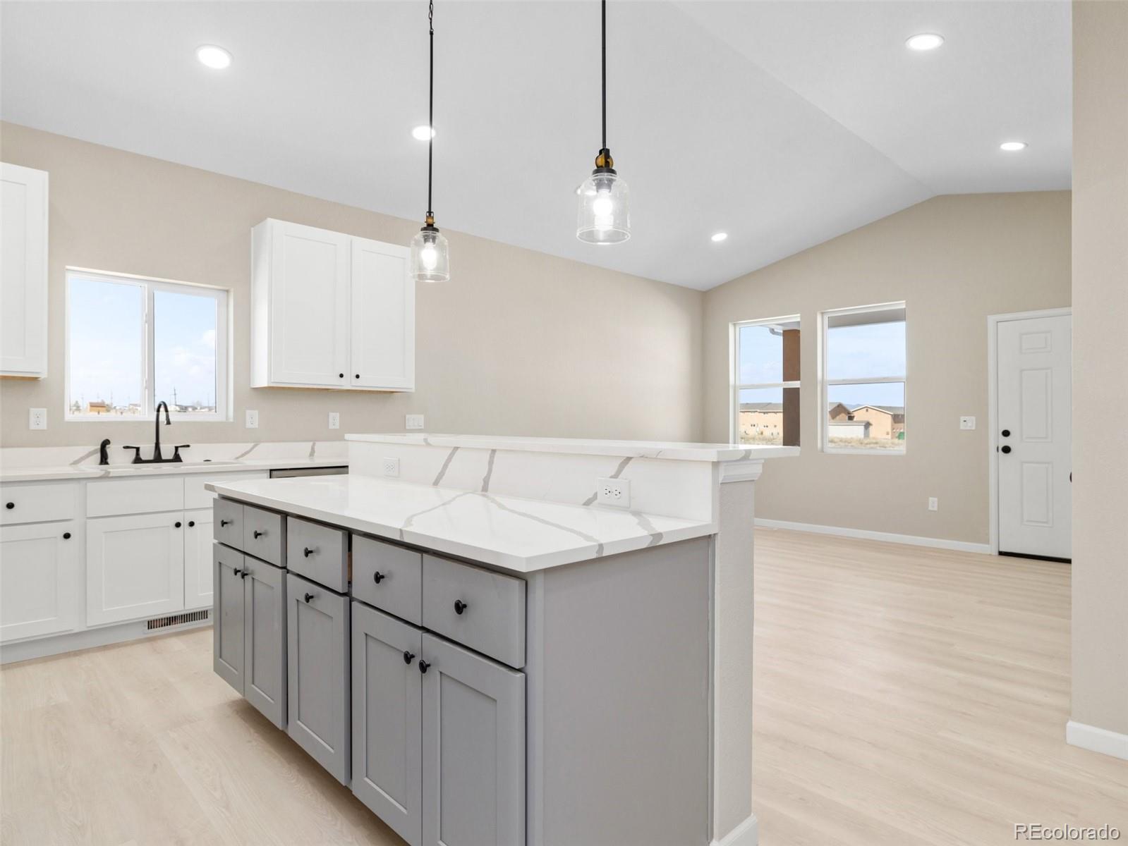 MLS Image #7 for 981 e waverly drive,pueblo, Colorado