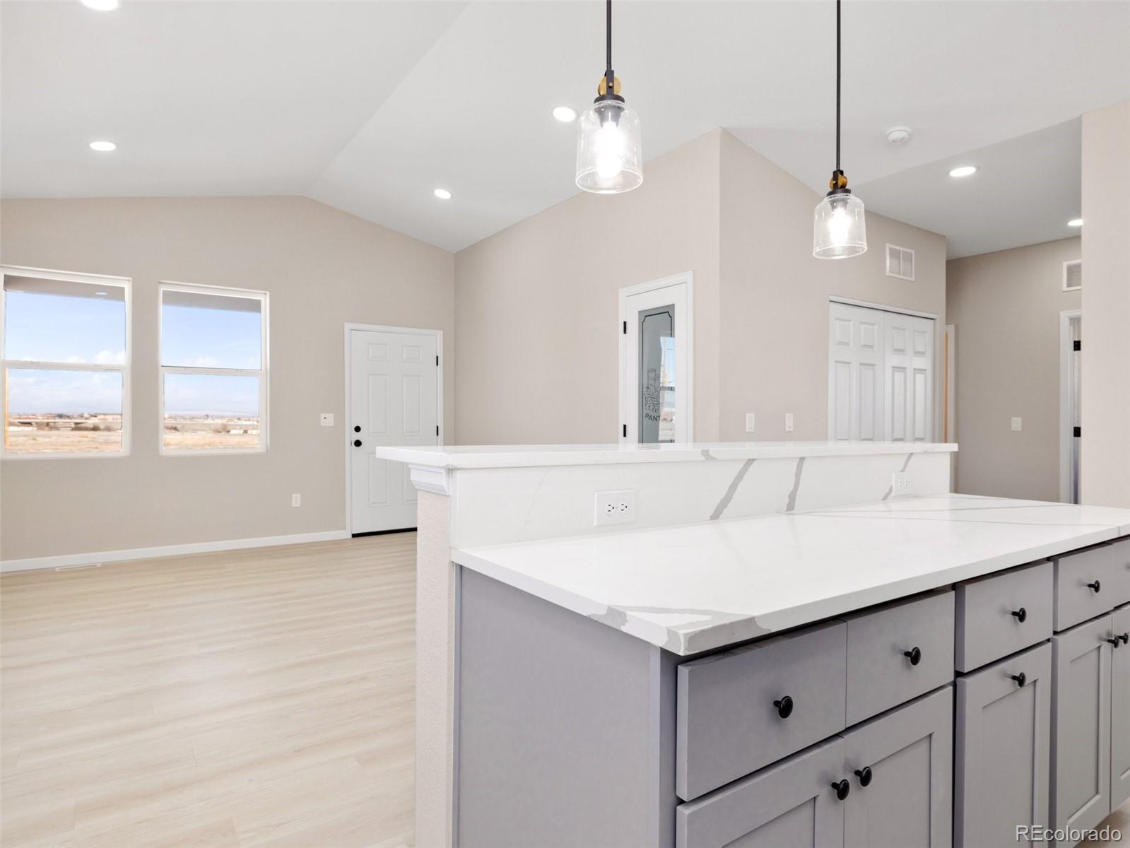MLS Image #8 for 981 e waverly drive,pueblo, Colorado