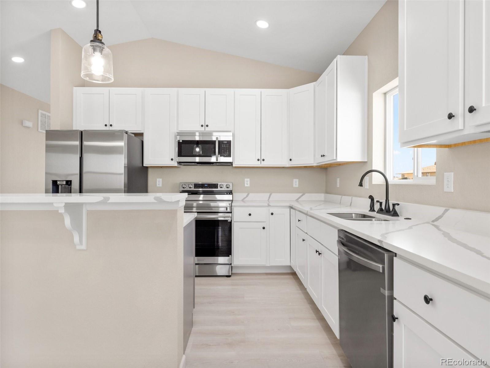 MLS Image #9 for 981 e waverly drive,pueblo, Colorado
