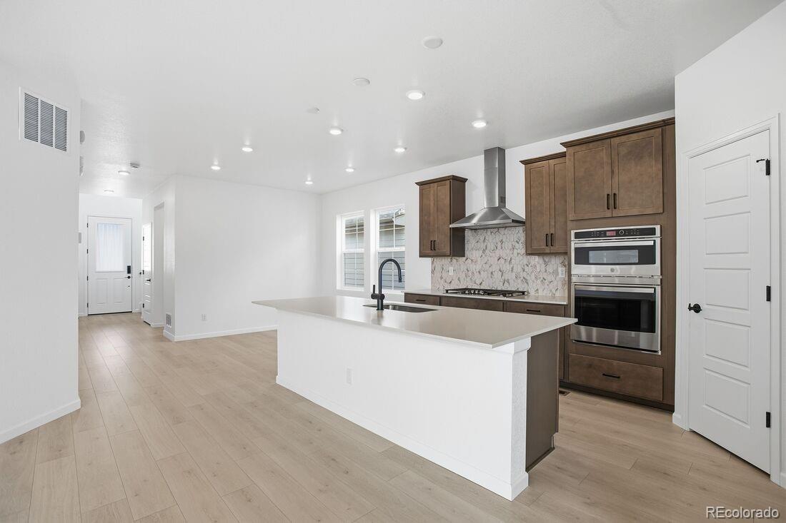 MLS Image #2 for 8784  whiteclover street,littleton, Colorado