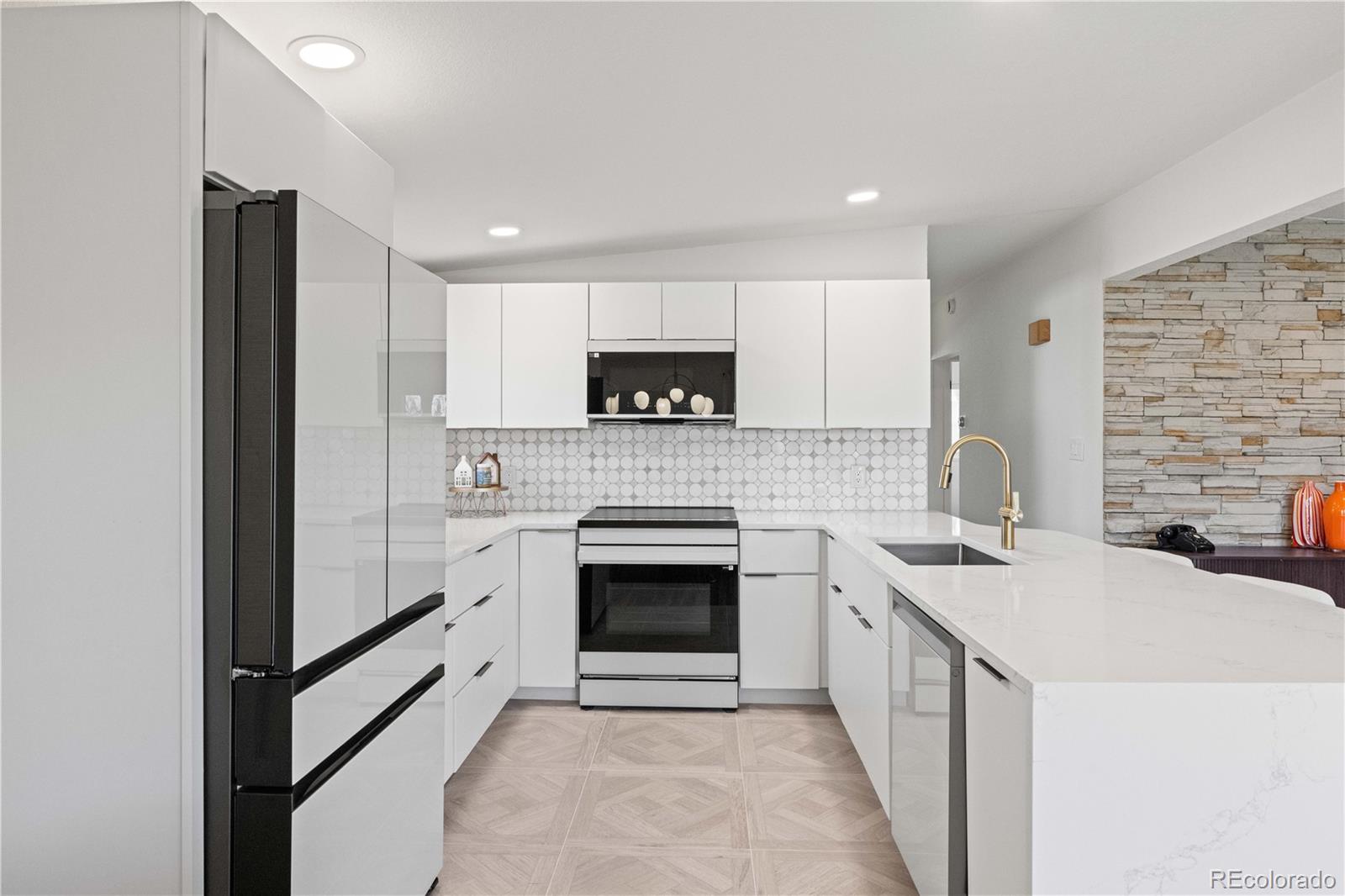 MLS Image #12 for 6785 s logan street,centennial, Colorado