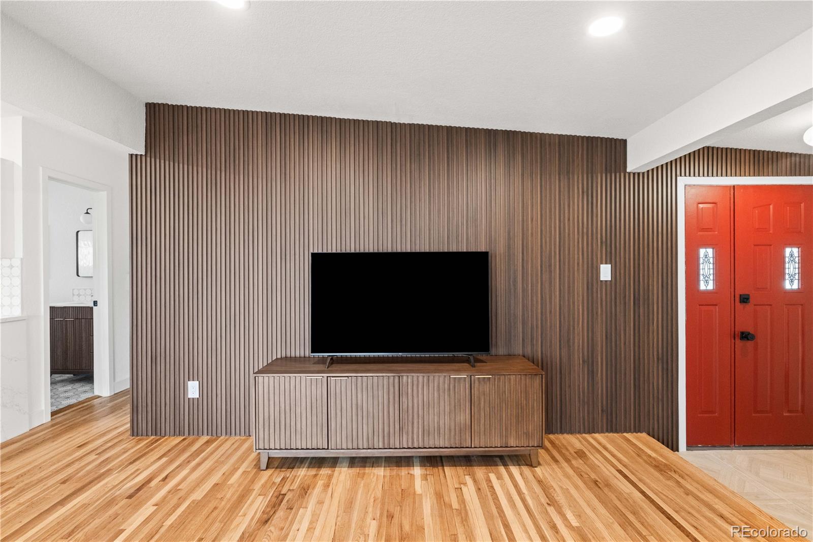 MLS Image #8 for 6785 s logan street,centennial, Colorado