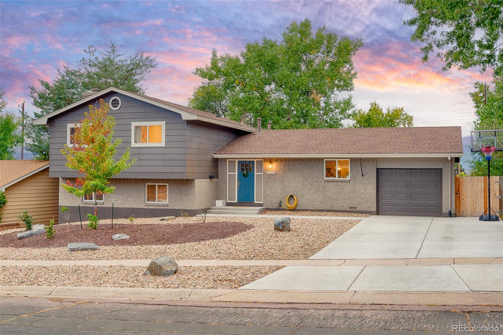MLS Image #5 for 2210  wynkoop drive,colorado springs, Colorado