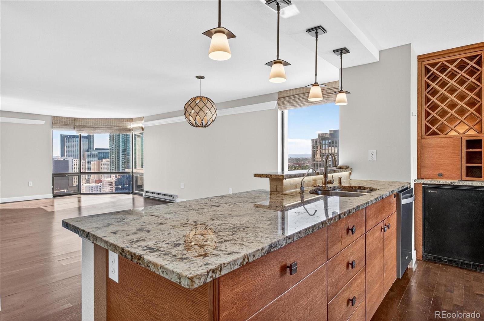 MLS Image #10 for 1625  larimer street,denver, Colorado