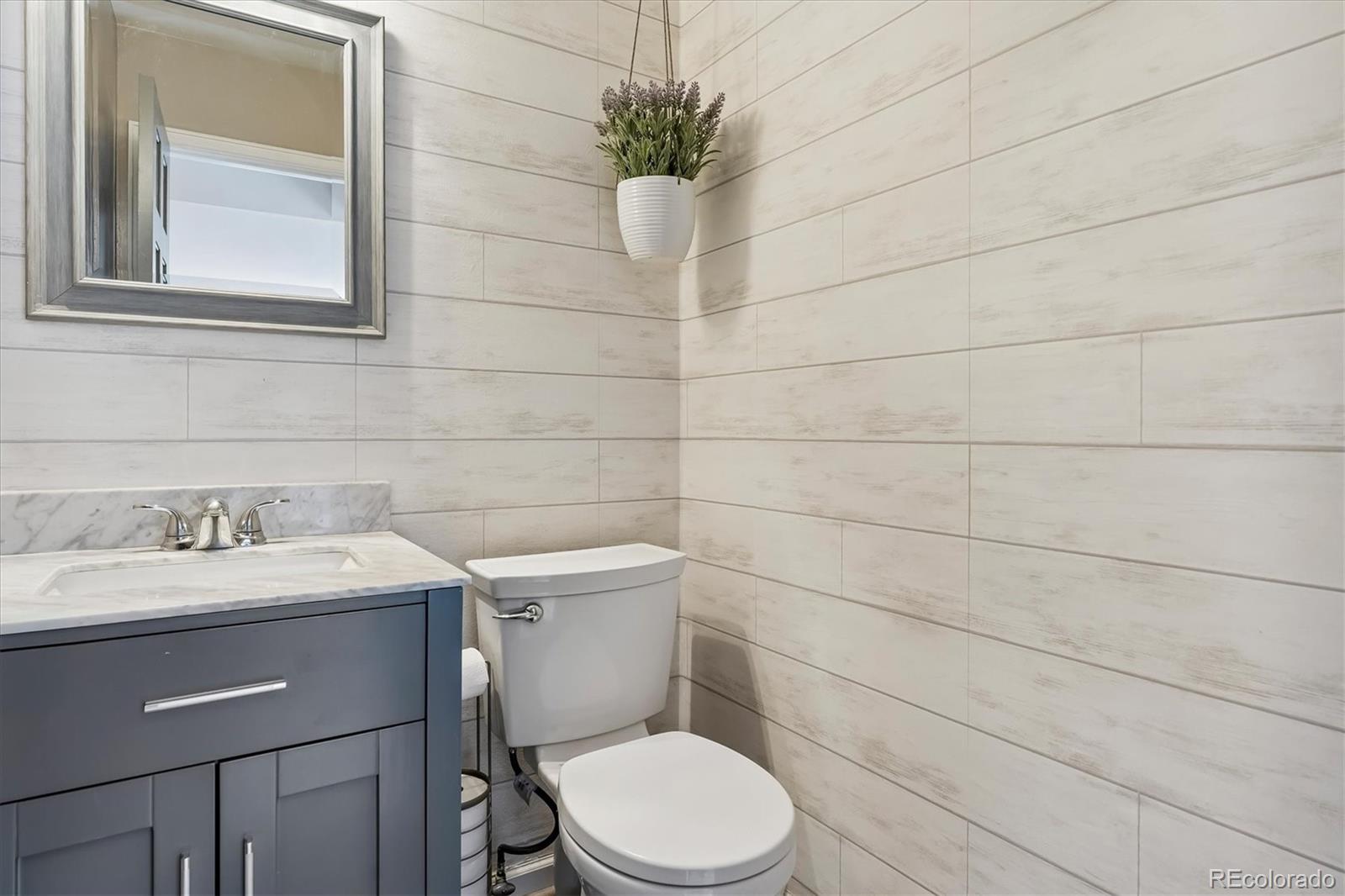 MLS Image #12 for 8281 s yukon way,littleton, Colorado