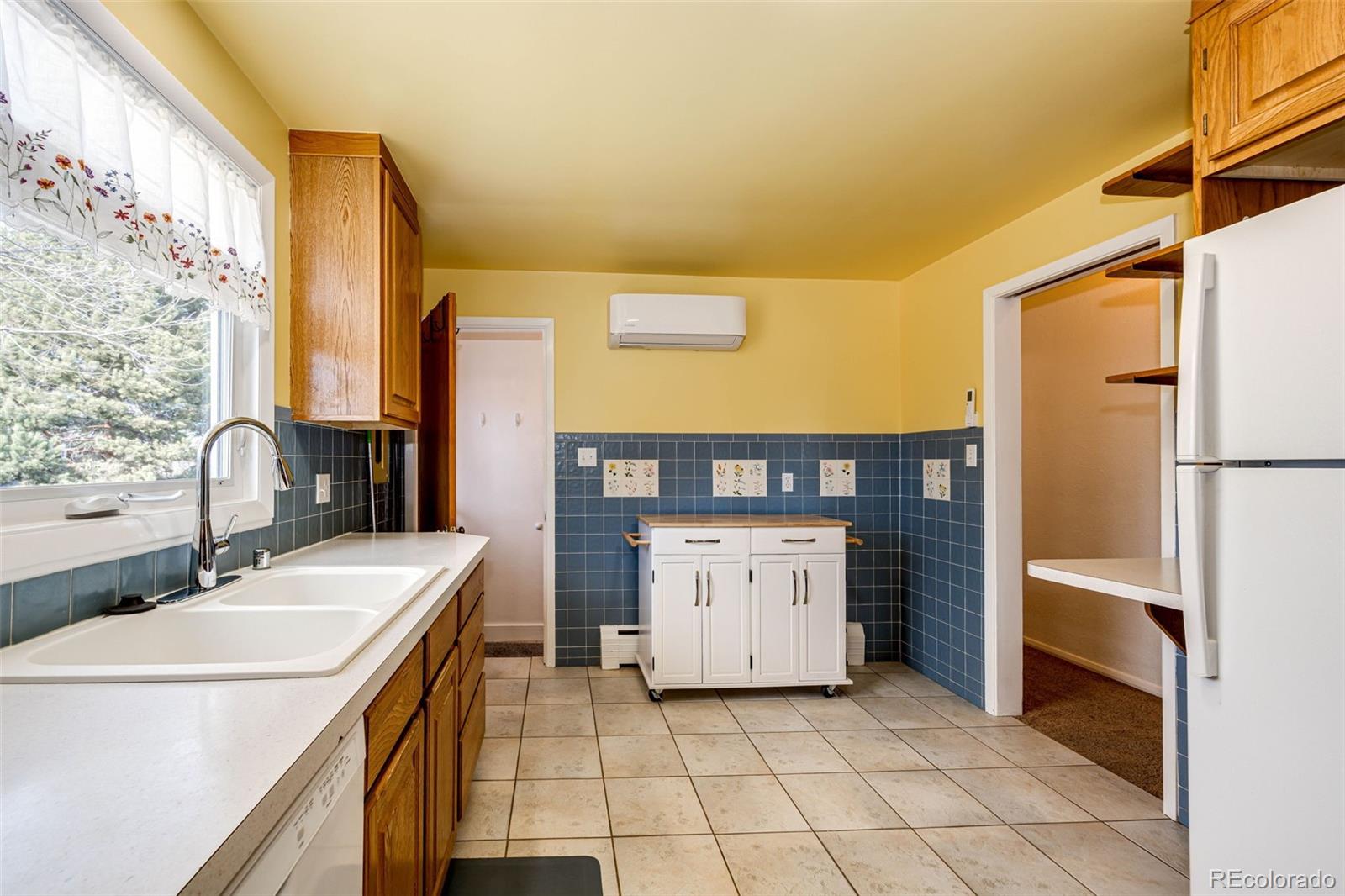 MLS Image #23 for 6123 s datura street,littleton, Colorado