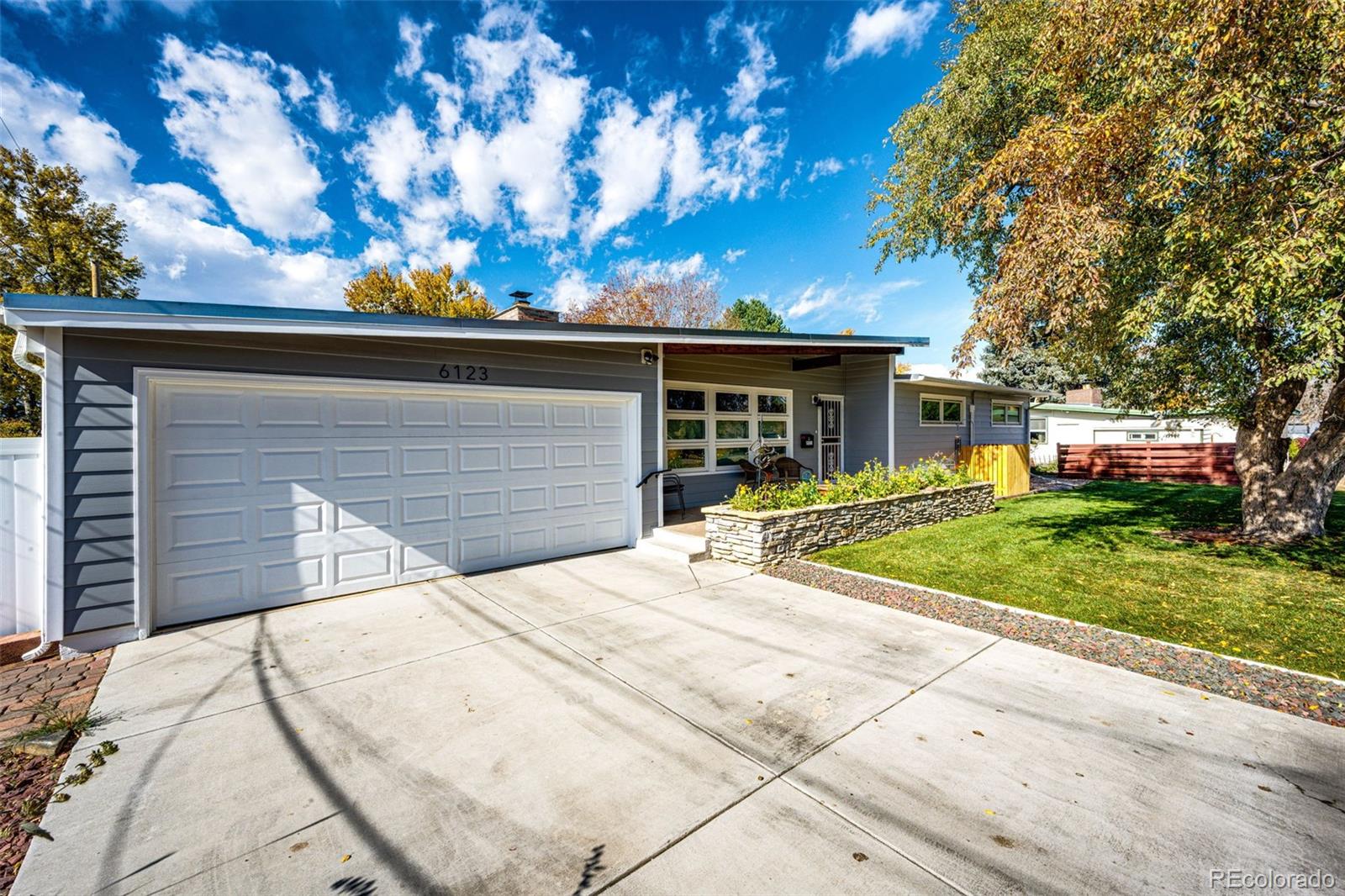 MLS Image #4 for 6123 s datura street,littleton, Colorado