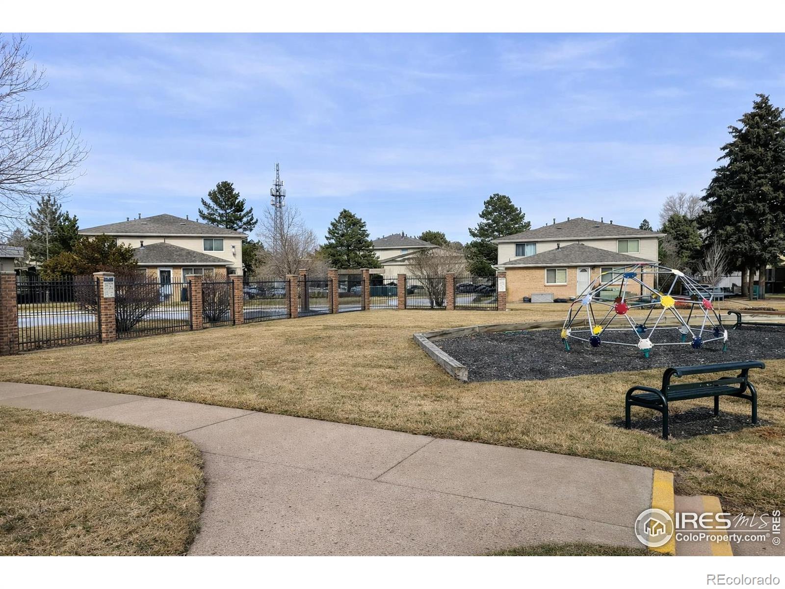 MLS Image #11 for 3354 s flower street,lakewood, Colorado