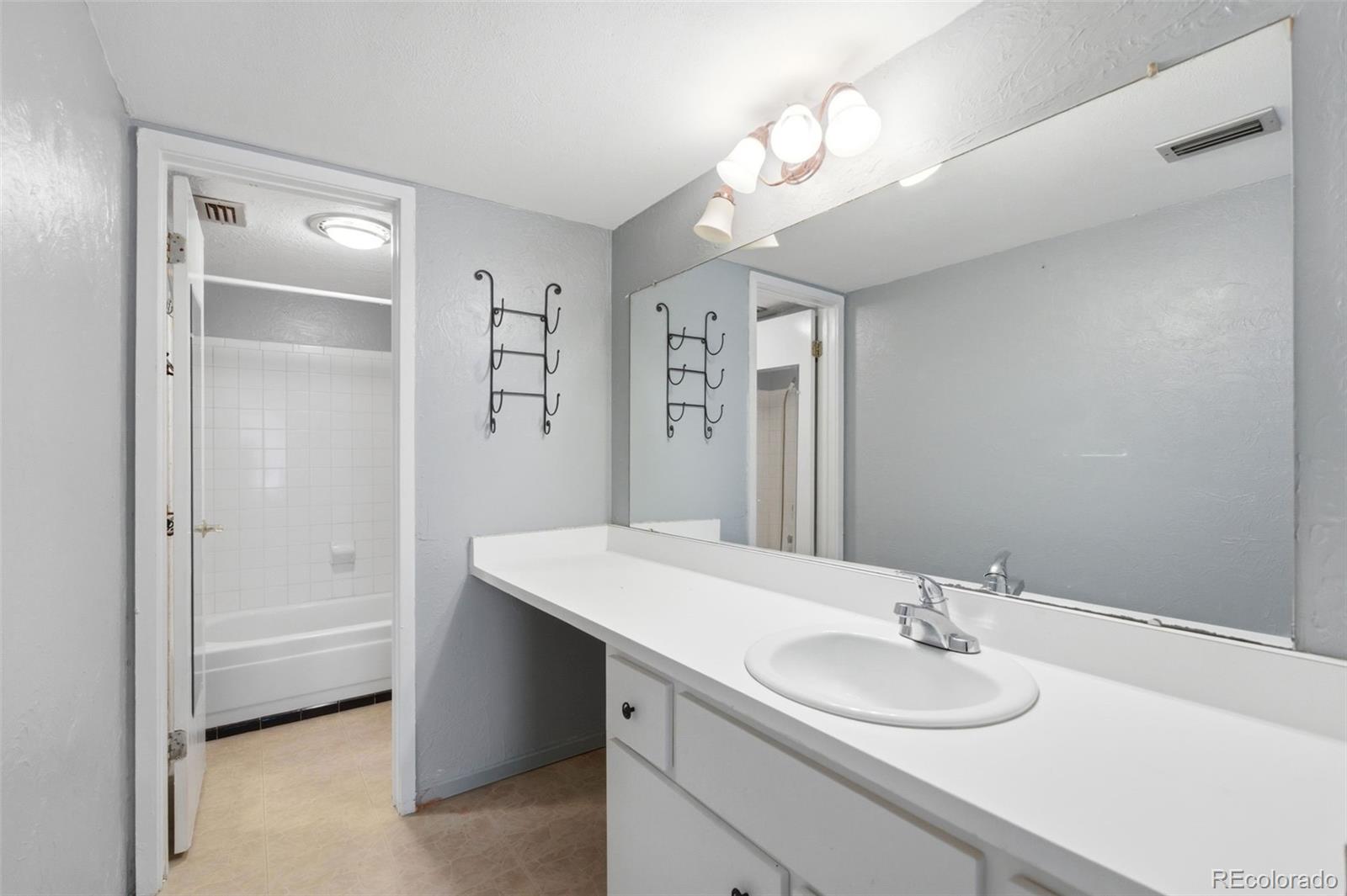 MLS Image #8 for 9700 e iliff avenue b14,denver, Colorado