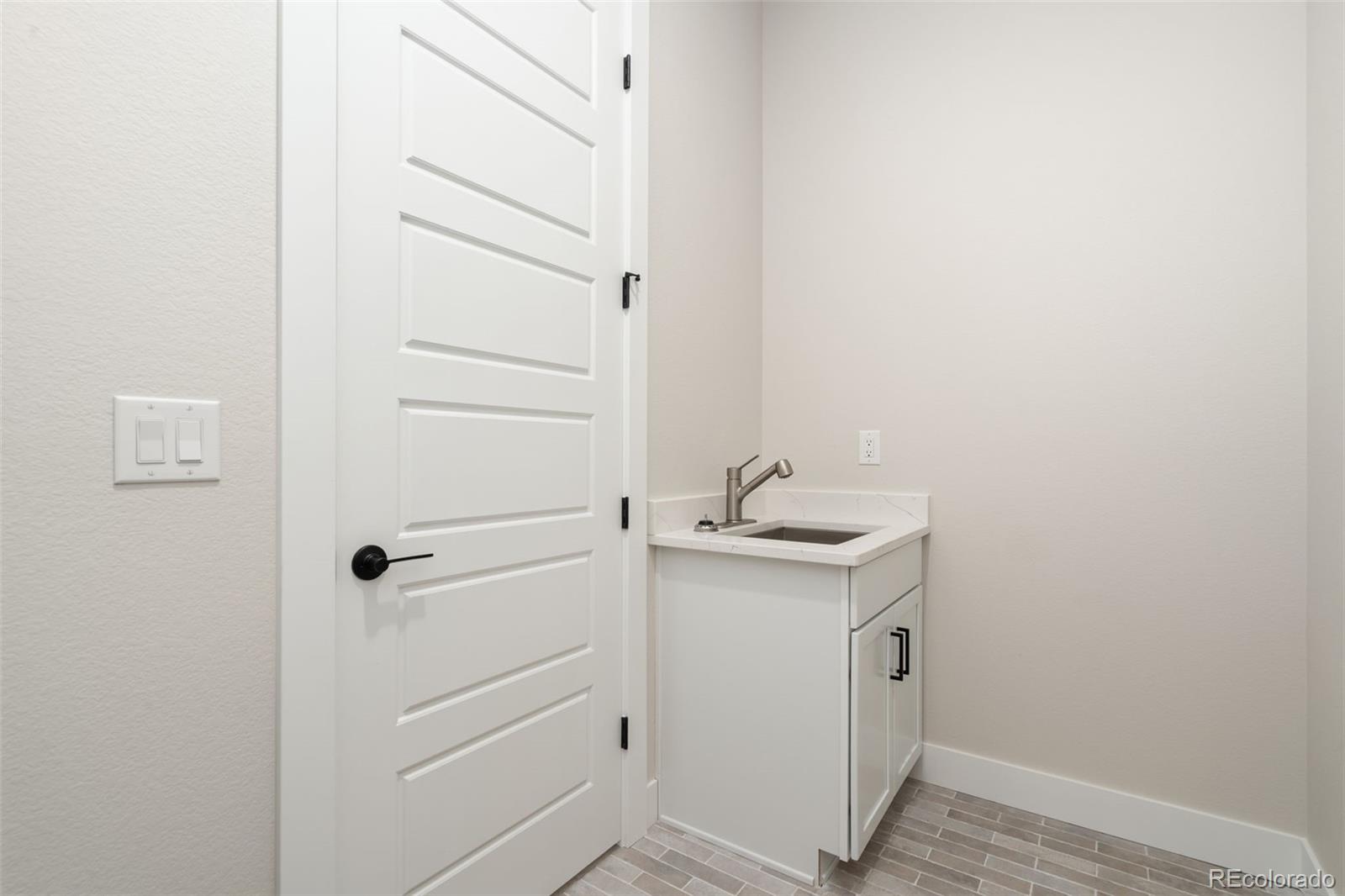 MLS Image #13 for 1683  sundown run drive,windsor, Colorado