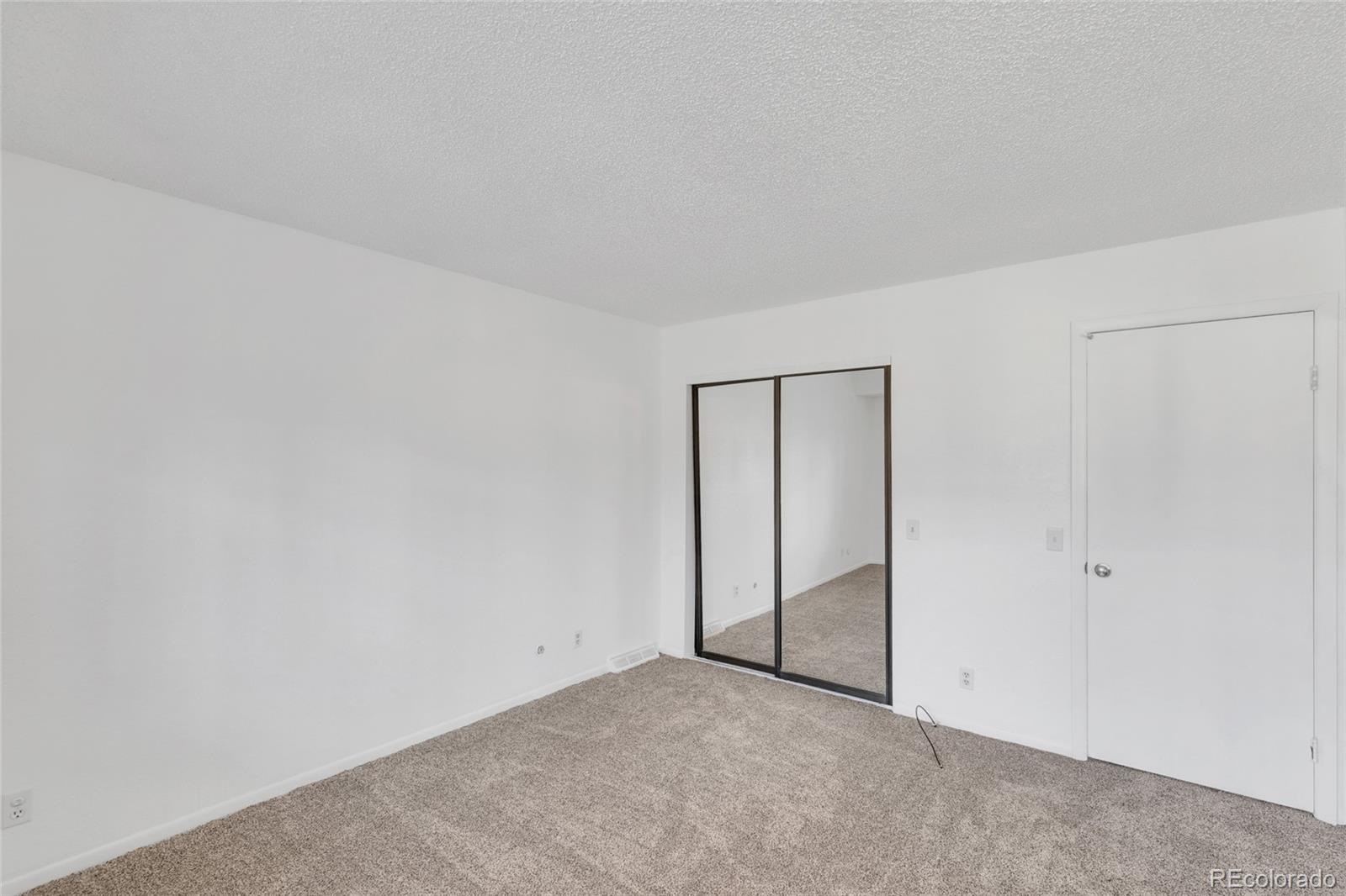 MLS Image #17 for 3703 s mission parkway,aurora, Colorado