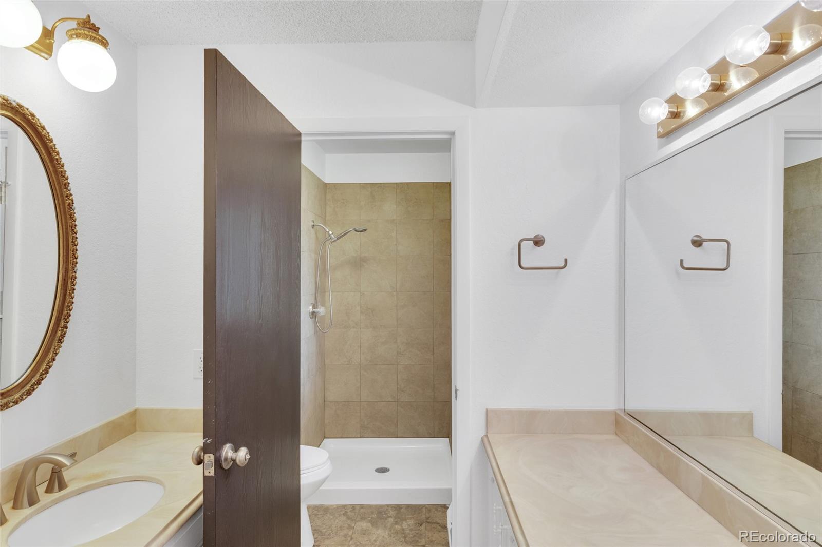 MLS Image #19 for 3703 s mission parkway,aurora, Colorado