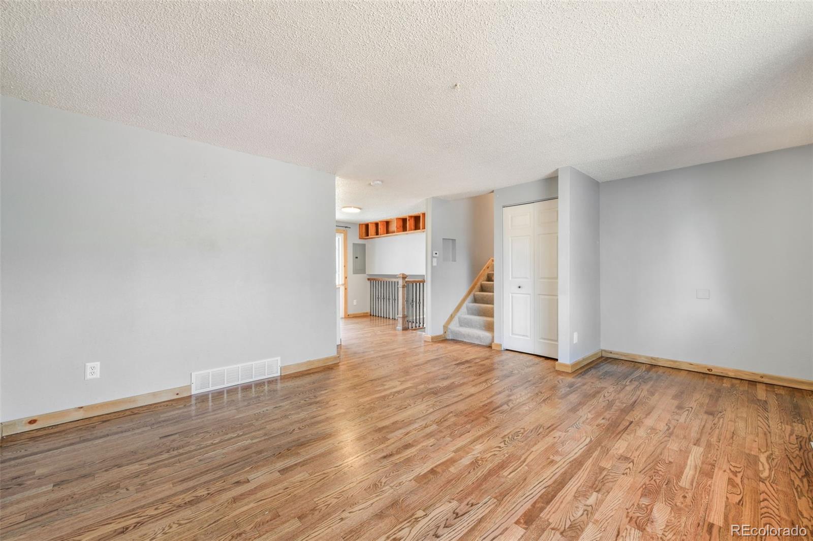 MLS Image #3 for 3570  merriment way,colorado springs, Colorado