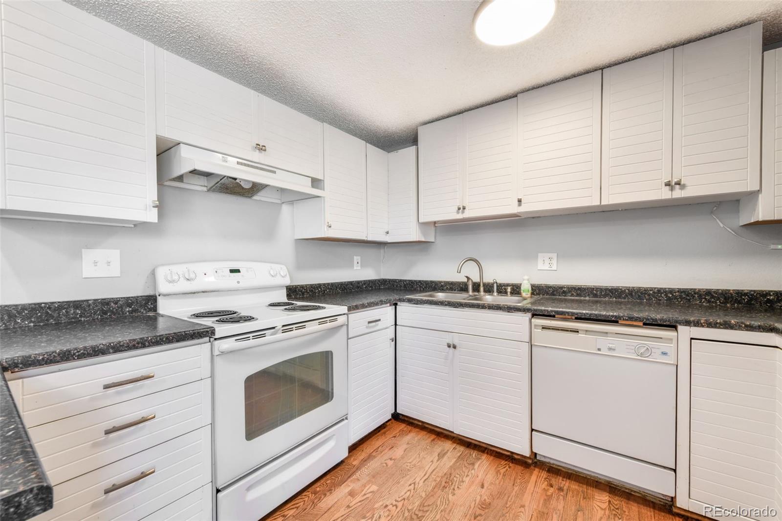 MLS Image #5 for 3570  merriment way,colorado springs, Colorado