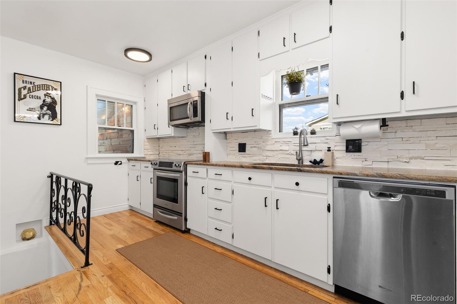 MLS Image #12 for 1901 s clarkson street,denver, Colorado