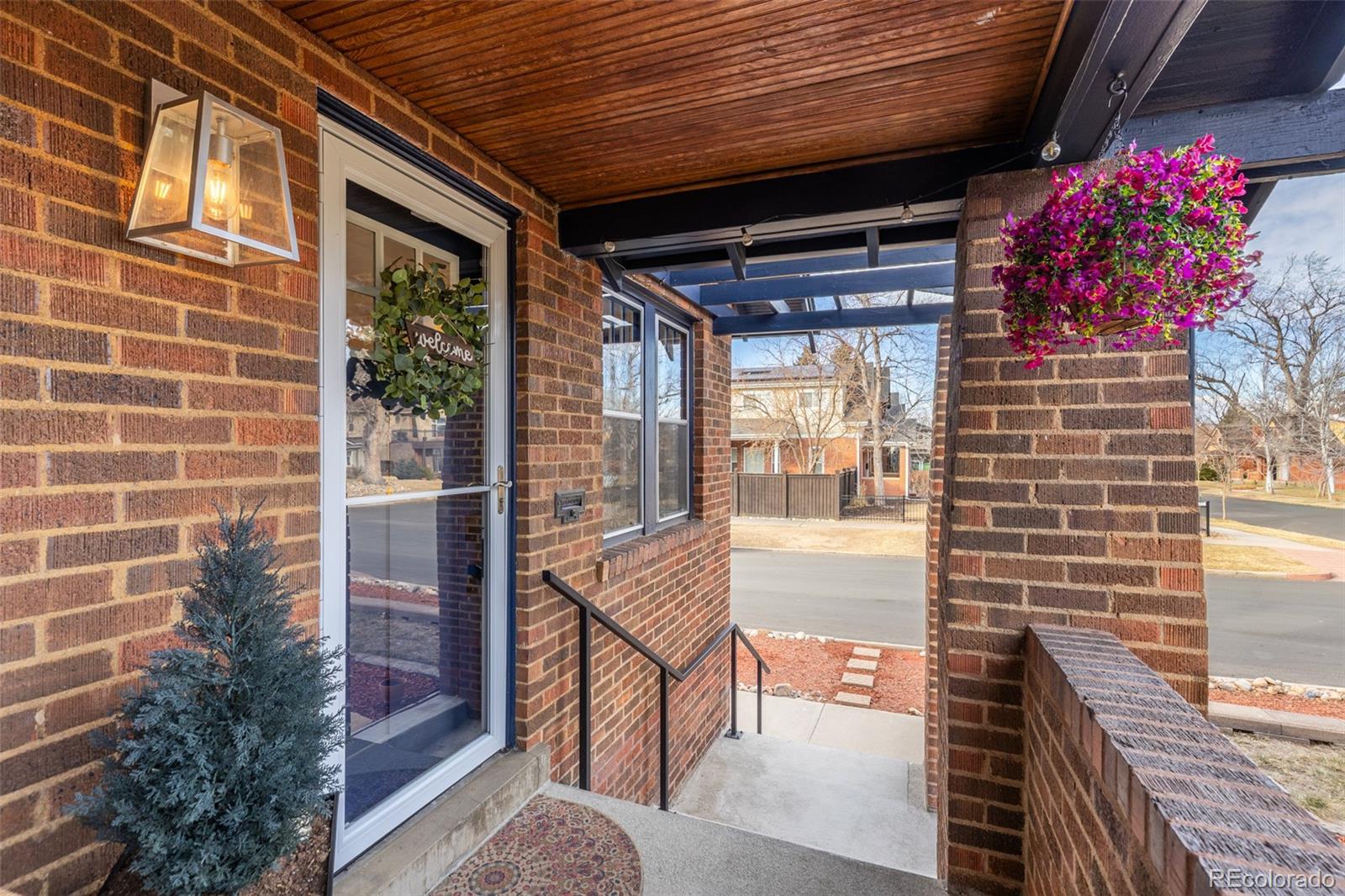MLS Image #3 for 1901 s clarkson street,denver, Colorado