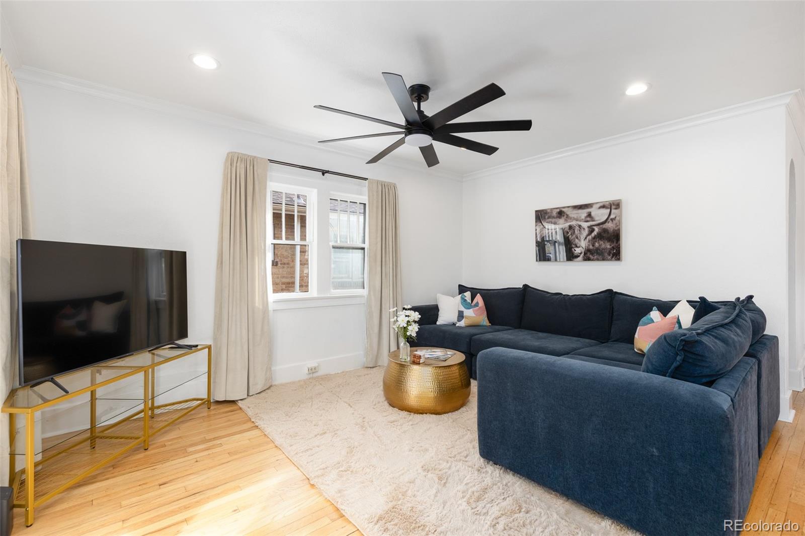 MLS Image #5 for 1901 s clarkson street,denver, Colorado