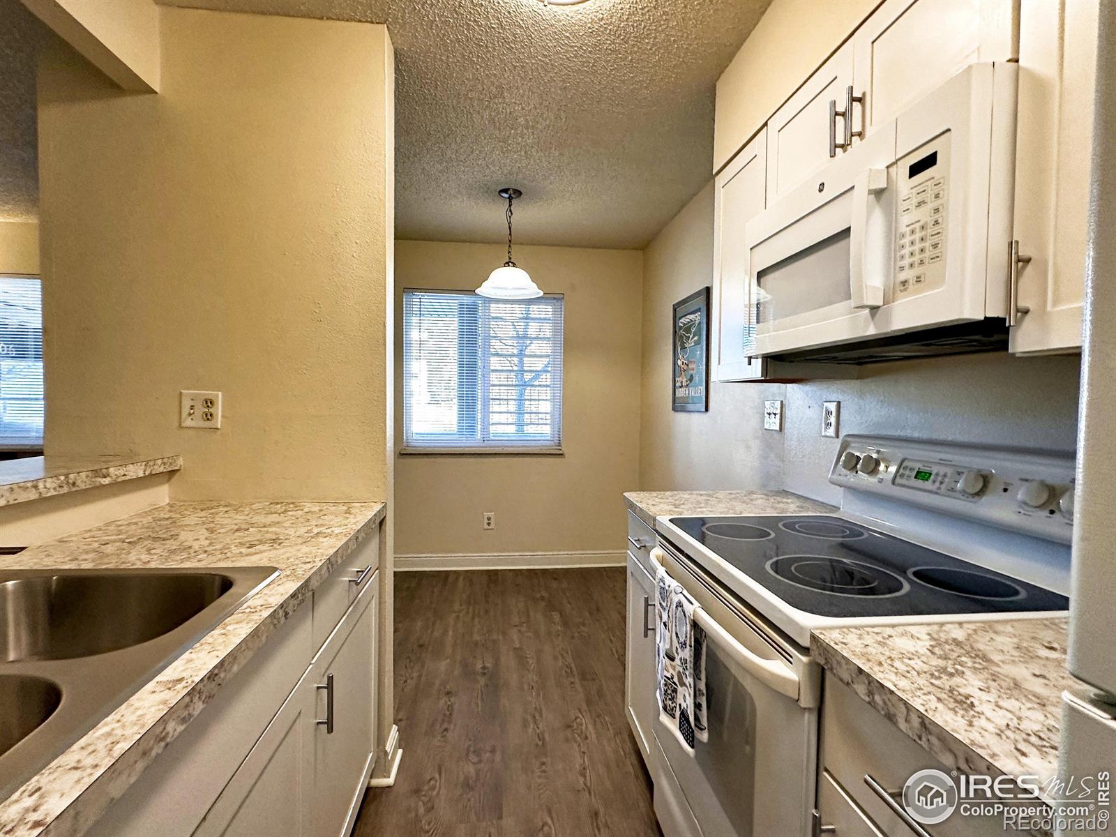 MLS Image #7 for 1705  heatheridge road,fort collins, Colorado
