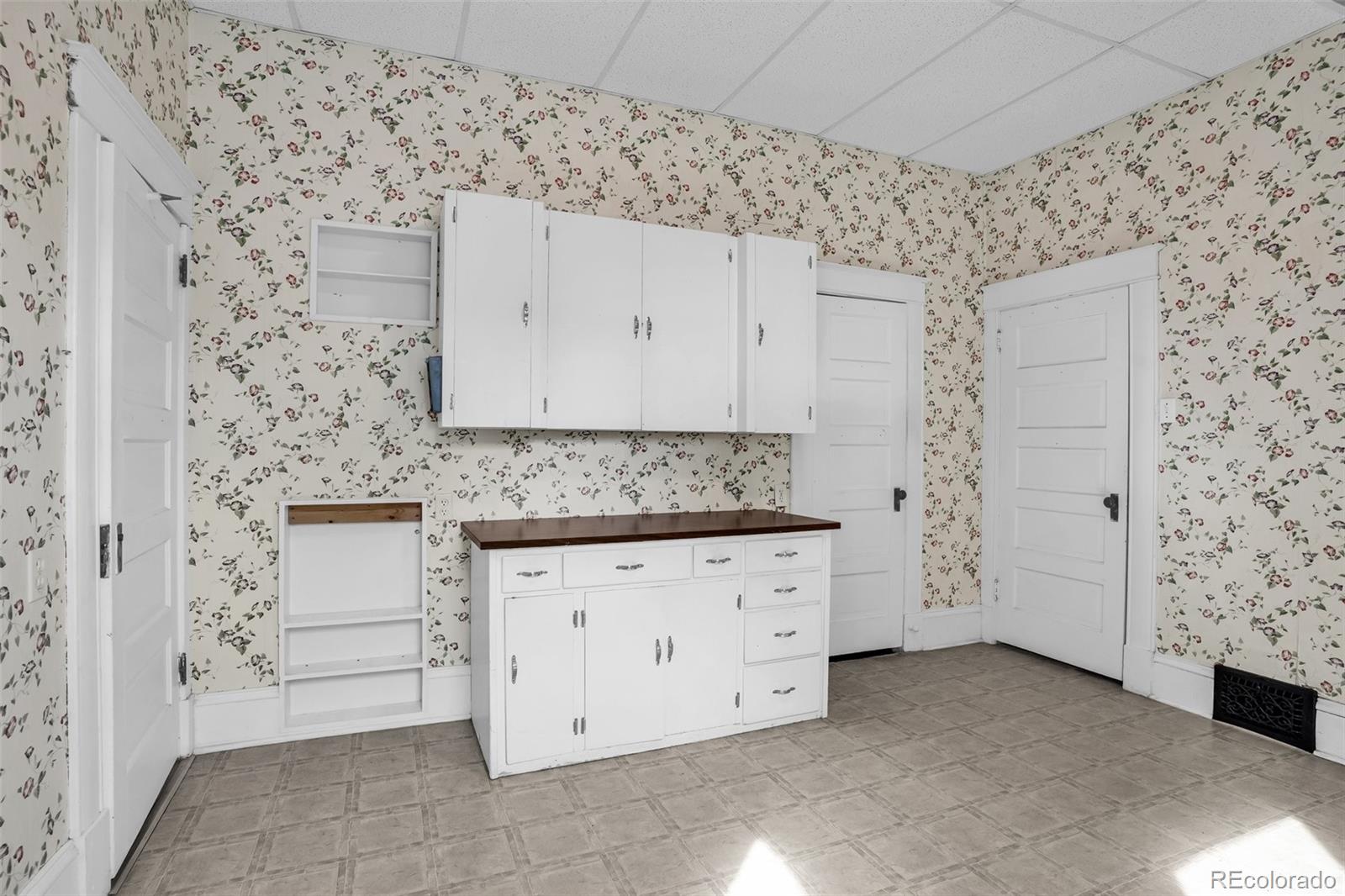 MLS Image #16 for 612  lake avenue,pueblo, Colorado
