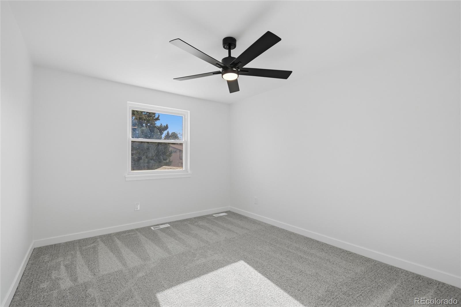 MLS Image #25 for 4184 s syracuse street,denver, Colorado