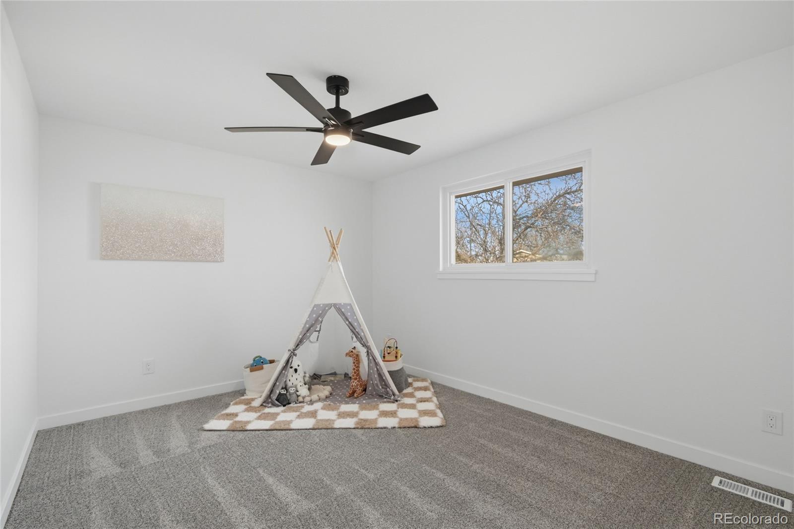 MLS Image #27 for 4184 s syracuse street,denver, Colorado