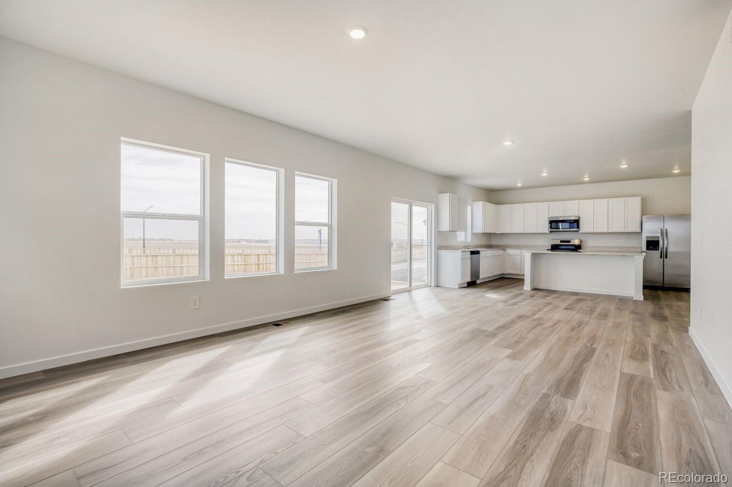 MLS Image #3 for 263  mia lane,johnstown, Colorado