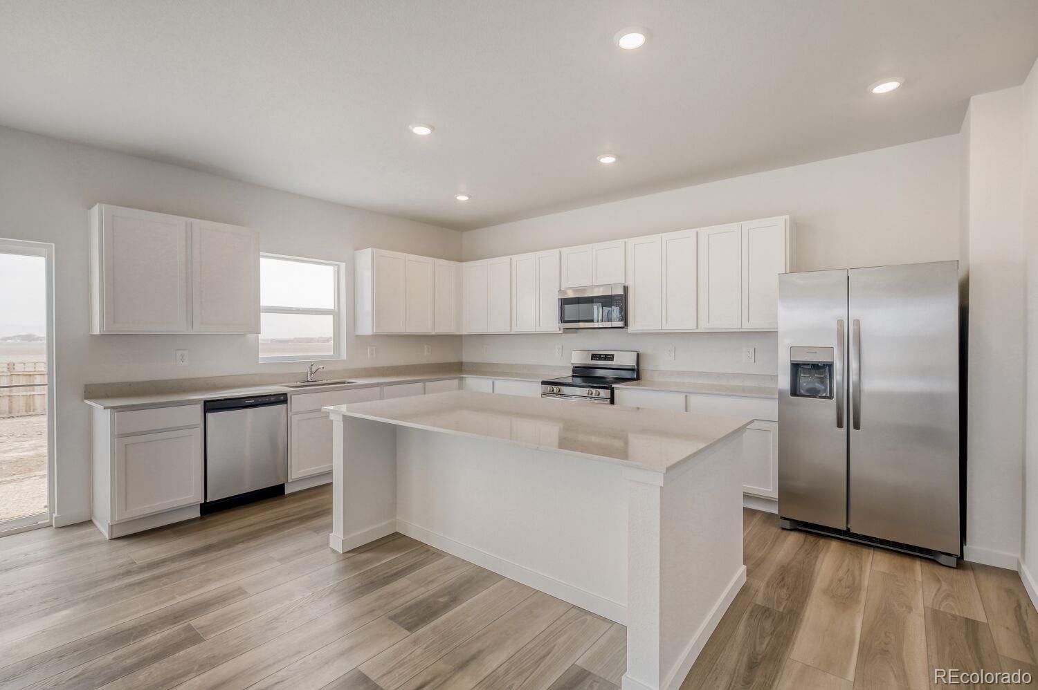 MLS Image #4 for 263  mia lane,johnstown, Colorado