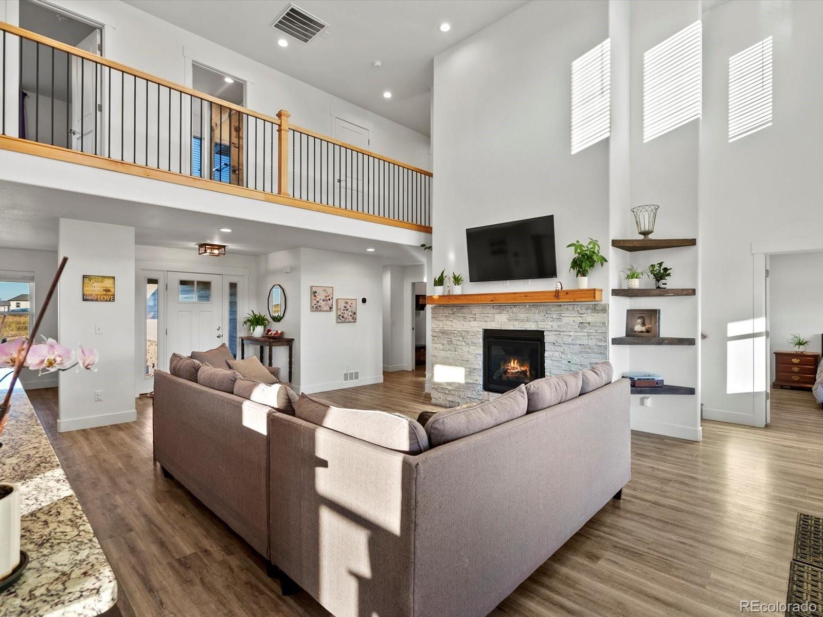 MLS Image #7 for 16471 s essex road,platteville, Colorado