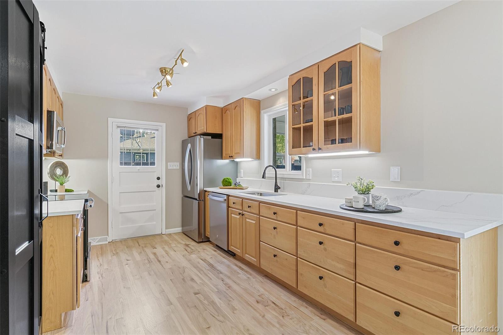 MLS Image #7 for 2987 s university boulevard,denver, Colorado