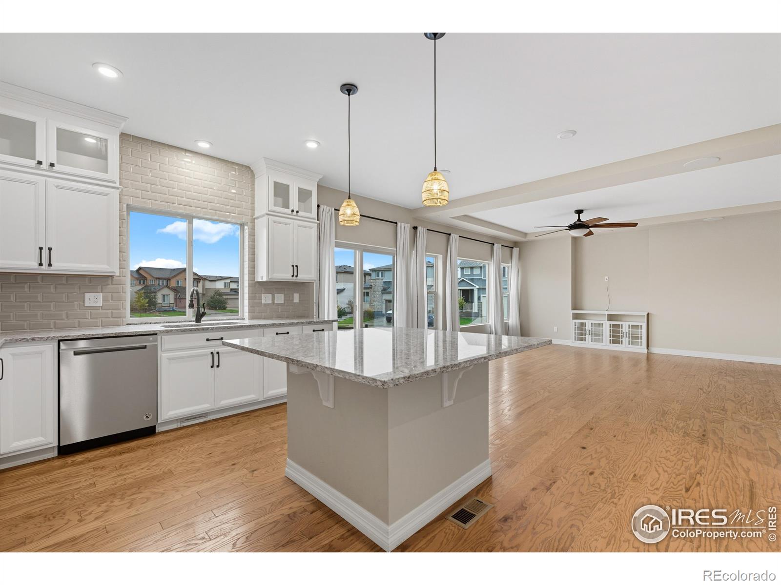 MLS Image #8 for 10008  walden court,commerce city, Colorado